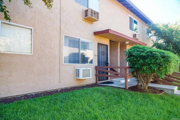 Lakeside, CA 92040,9719 WINTERGARDENS BLVD #163
