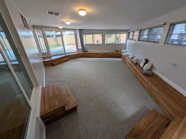 3825 27 GRANDVIEW PL, Bonita, CA 91902