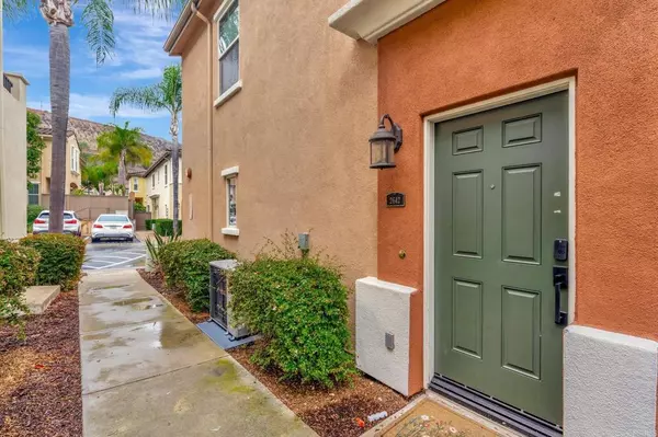 San Diego, CA 92108,2642 Bellezza DR