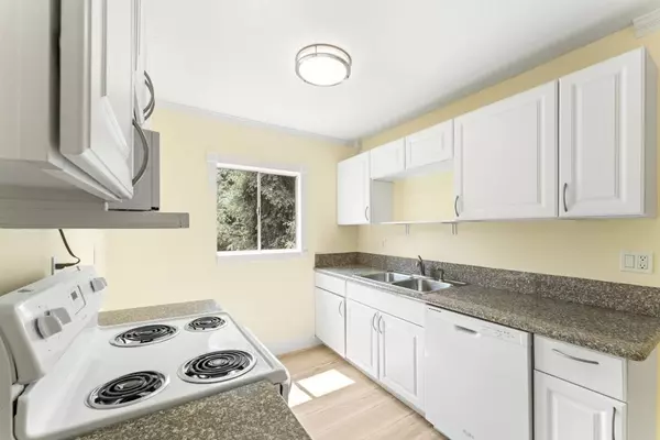 Lakeside, CA 92040,12923 Mapleview #8