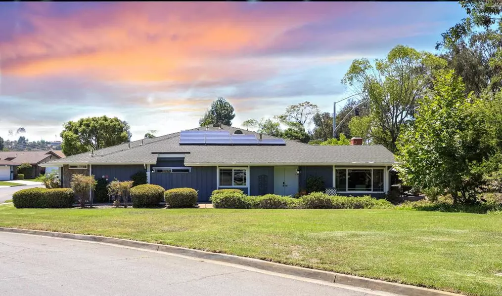 1302 El Corral LN, San Marcos, CA 92078