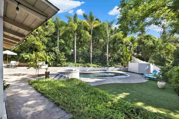 La Mesa, CA 91941,9399 Carmichael DR