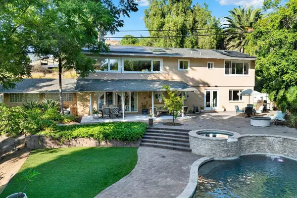 La Mesa, CA 91941,9399 Carmichael DR