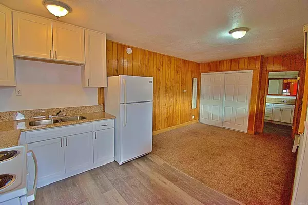 Chula Vista, CA 91910,708 H ST #B