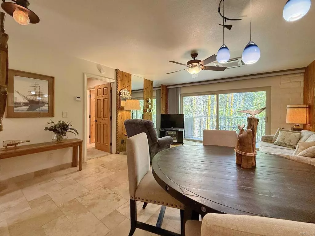 Coronado, CA 92118,941 D Avenue