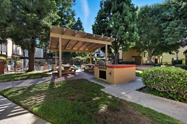 San Diego, CA 92108,7948 Mission Center CT #M