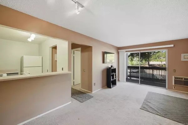 San Diego, CA 92108,7948 Mission Center CT #M