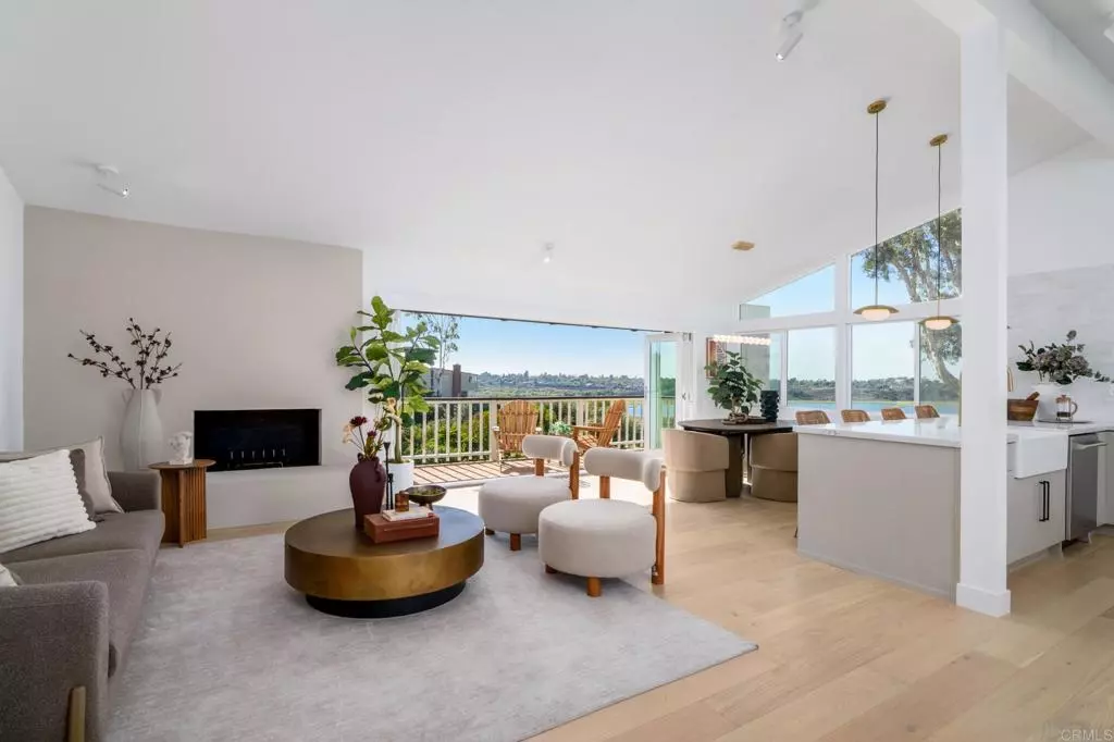 Newport Beach, CA 92660,416 Vista Grande