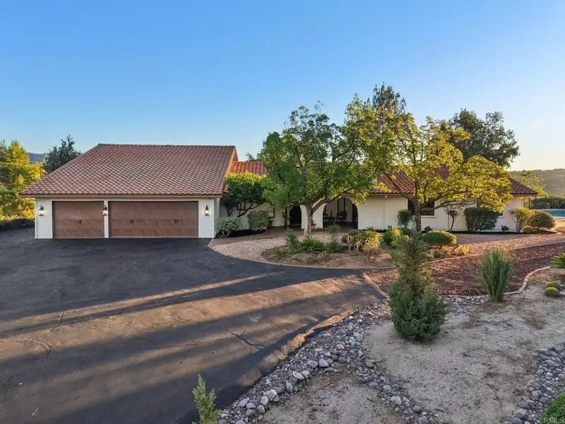 2865 Via Dieguenos, Alpine, CA 91901
