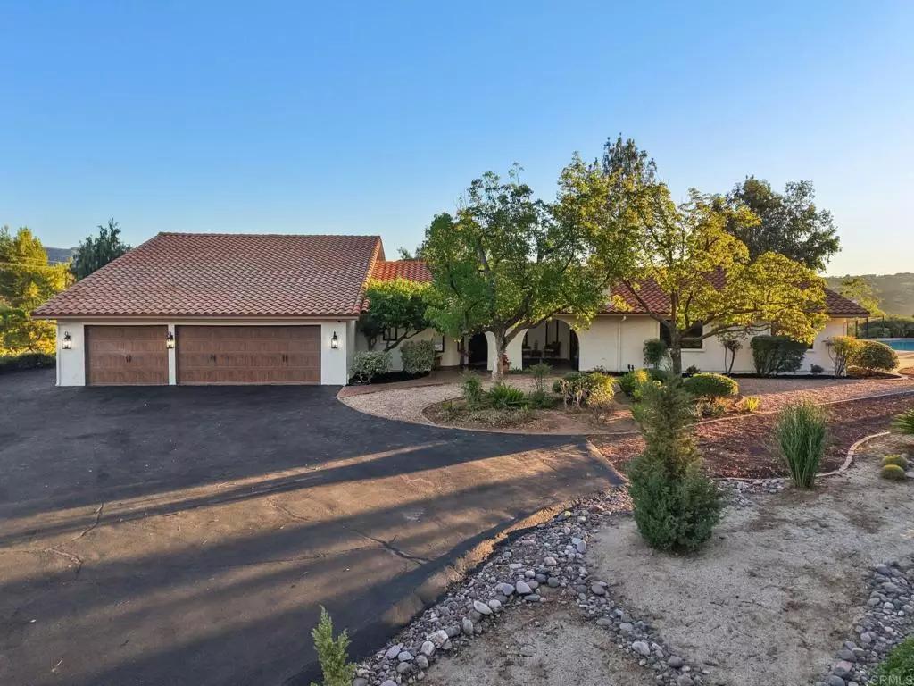 Alpine, CA 91901,2865 Via Dieguenos