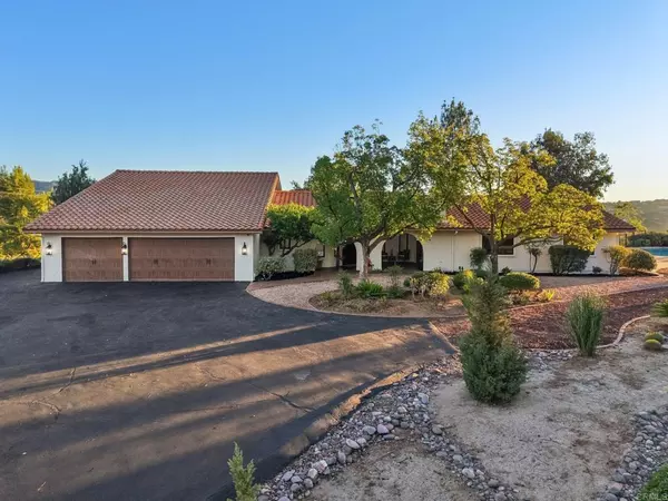 2865 Via Dieguenos, Alpine, CA 91901