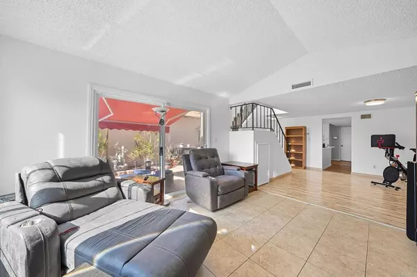 Santee, CA 92071,10456 Claudia AVE