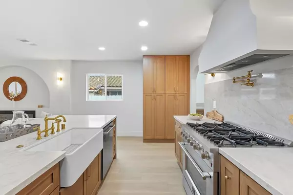 Chula Vista, CA 91911,206 E Emerson ST