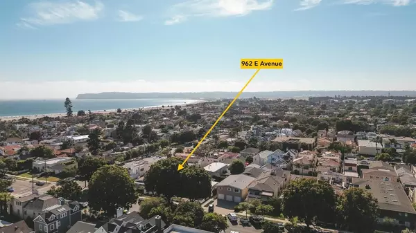 Coronado, CA 92118,962 E AVE #A