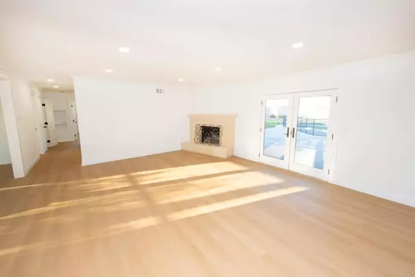 El Cajon, CA 92019,1533 Fair Glen RD