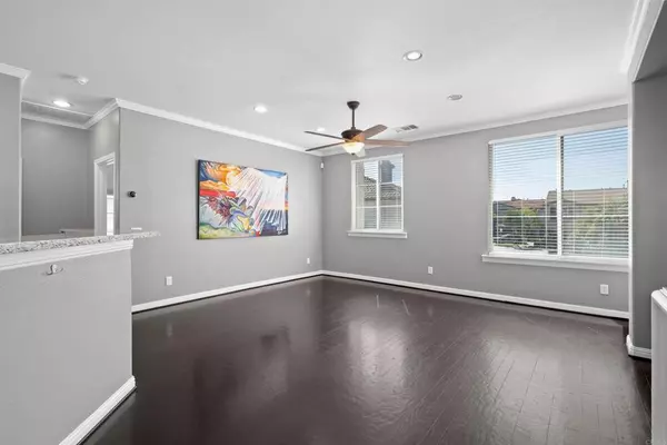 Chula Vista, CA 91914,283 Aventura Dr #12