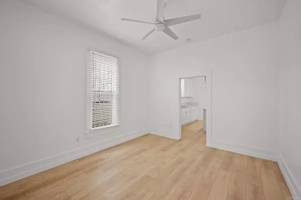 San Diego, CA 92101,53 16 ST