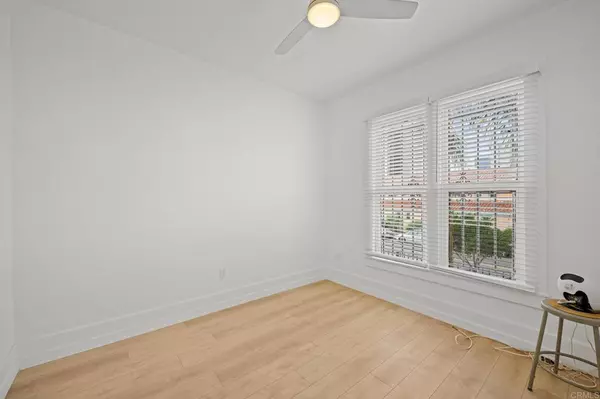 San Diego, CA 92101,53 16 ST