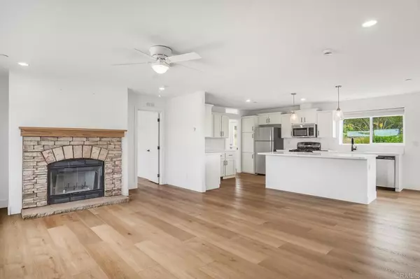 2203 Hyde Park LN, Campo, CA 91906