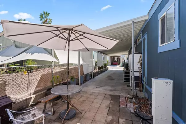 Lakeside, CA 92040,13594 Highway 8 Business #SPC 37