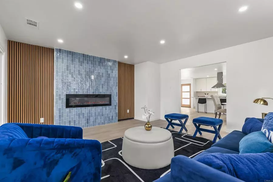 13751 Powers Rd, Poway, CA 92064