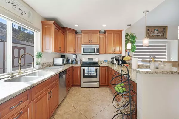 Lakeside, CA 92040,14211 Jennings Vista DR