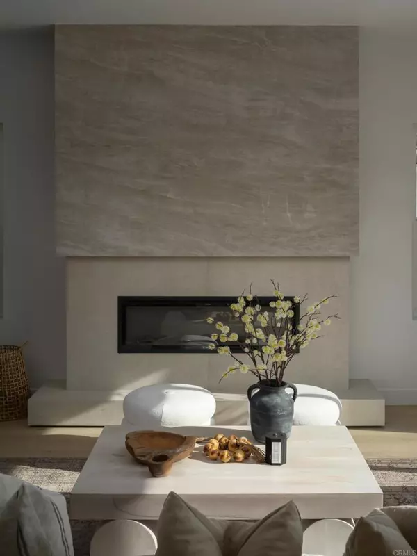 San Diego, CA 92103,3231 Hawk ST