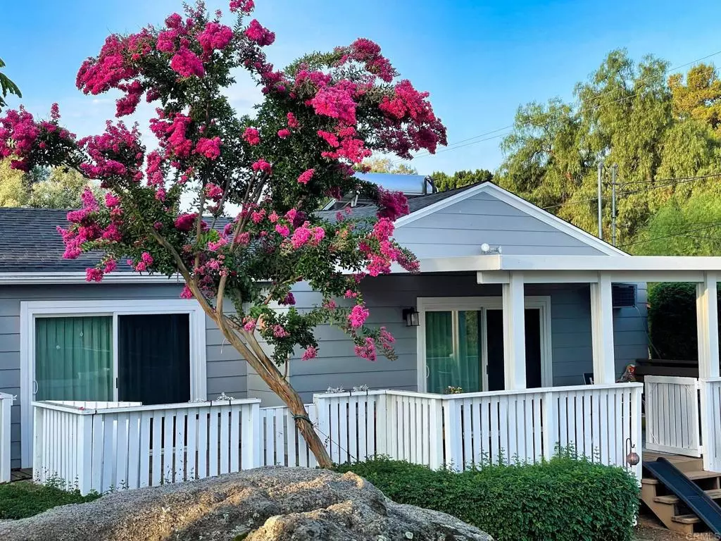 El Cajon, CA 92021,434 Mountain View Rd