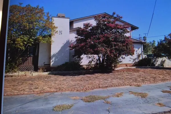 10703 Oak Creek DR, Lakeside, CA 92040