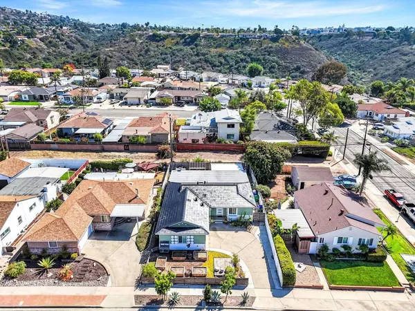San Diego, CA 92120,6543 Carthage ST