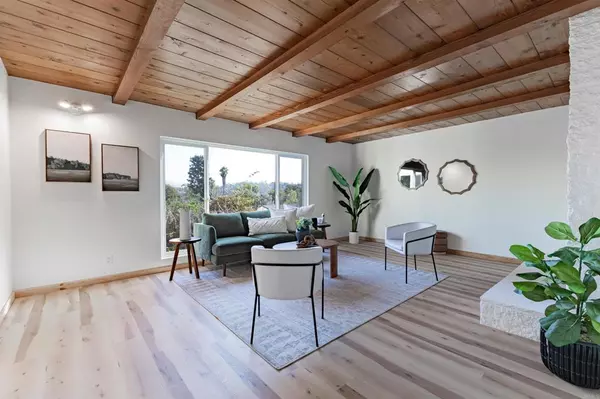 El Cajon, CA 92020,4726 Lorena PL