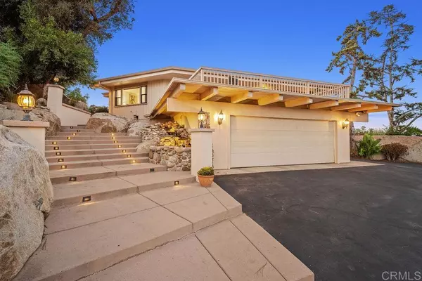 La Mesa, CA 91941,9874 Summit DR