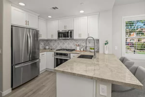 San Diego, CA 92127,17023 Calle Trevino #2