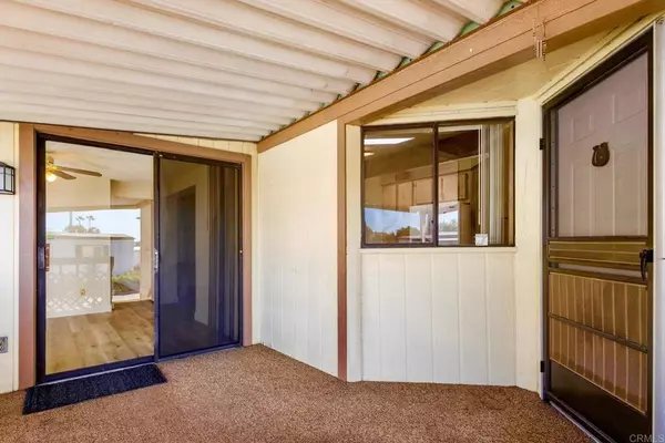 Chula Vista, CA 91913,1925 Otay Lakes RD #136