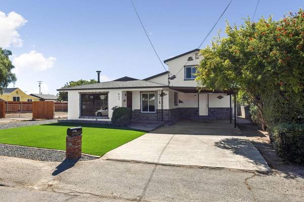 Ramona, CA 92065,611 9Th ST