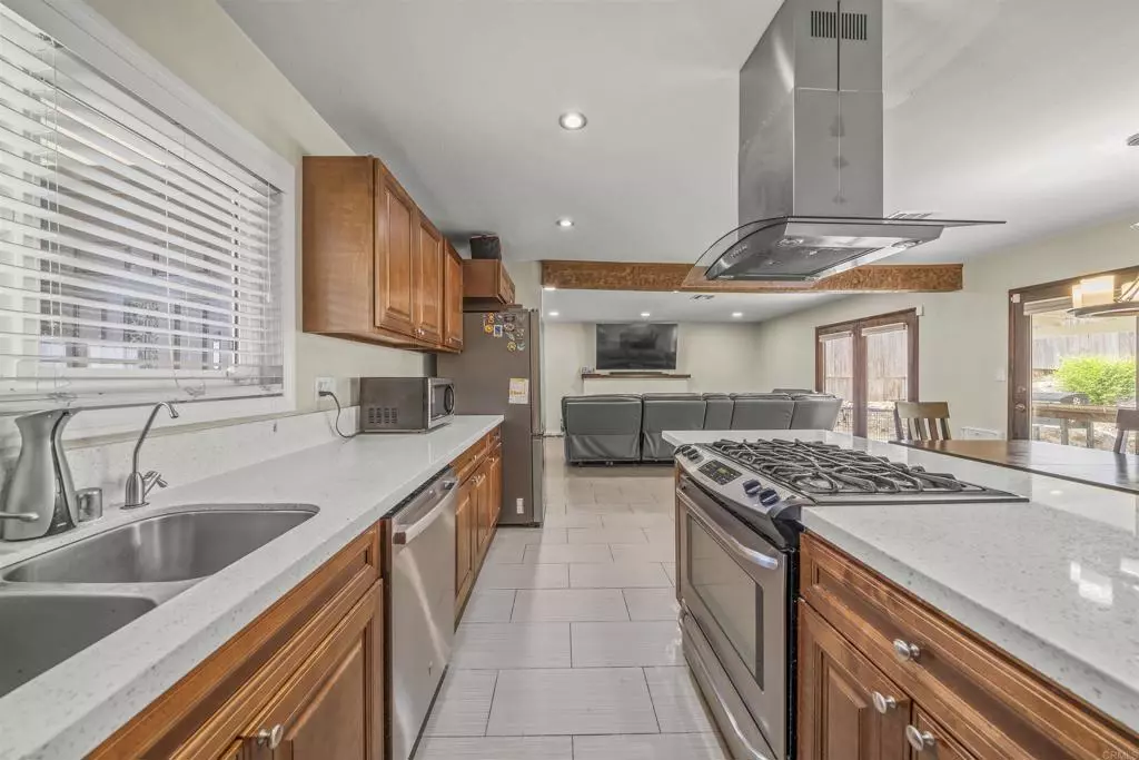 Lemon Grove, CA 91945,1434 San Altos PL