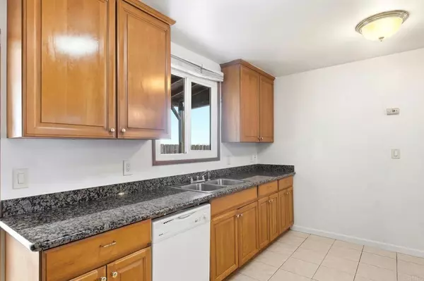 San Diego, CA 92114,5744 46 Dream ST