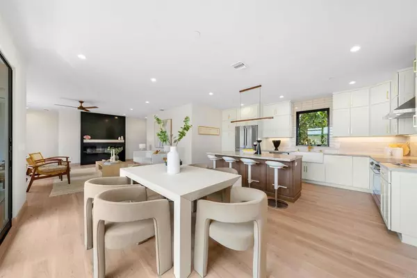 Carlsbad, CA 92008,164 Cherry AVE