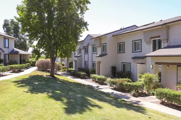 Santee, CA 92071,10661 King Phillip