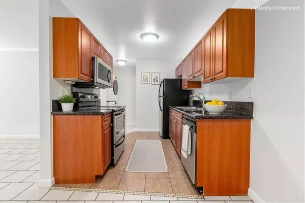 San Diego, CA 92139,3010 Alta View Dr #107