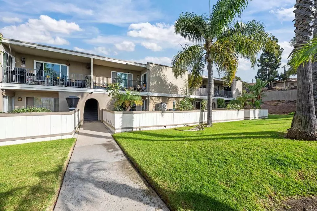 Chula Vista, CA 91911,1420 Hilltop DR #410