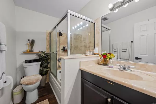 Chula Vista, CA 91911,1420 Hilltop DR #410