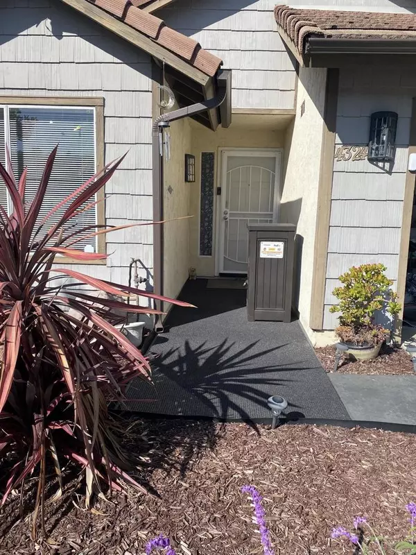 Oceanside, CA 92057,4324 Manzanita WAY