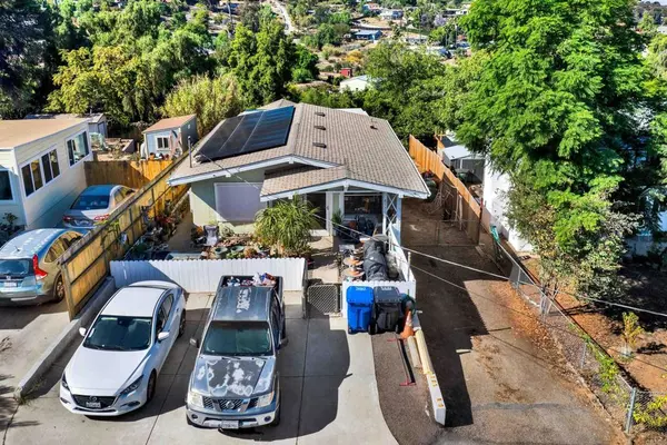 Lakeside, CA 92040,8720 Almond Rd