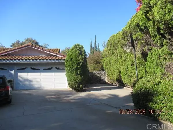 Bonita, CA 91902,3738 Glen Verde CT