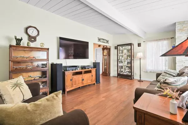 El Cajon, CA 92019,641 S 2nd ST