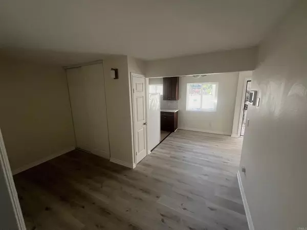 San Diego, CA 92115,4310 54Th ST #109