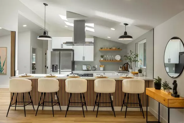 San Diego, CA 92120,6994 Carthage ST