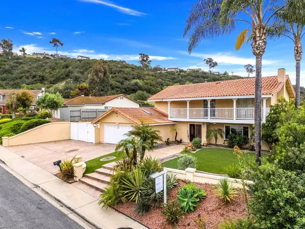 Bonita, CA 91902,308 Maverick PL