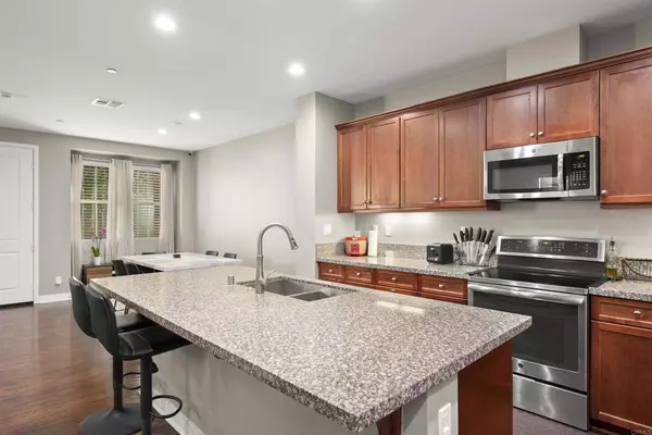 Santee, CA 92071,7508 EAGLE DR